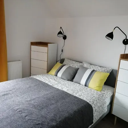 Good Vibes C Tupadła