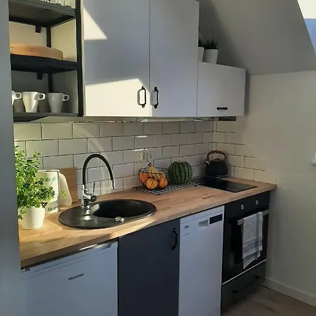 Good Vibes C * Tupadła